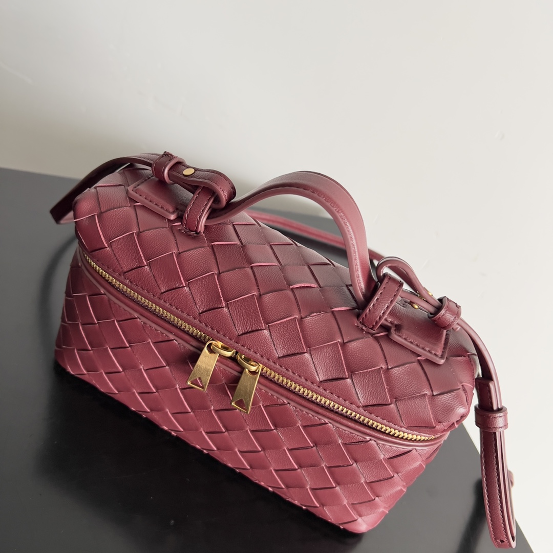 Bottega Veneta Cosmetic Bags